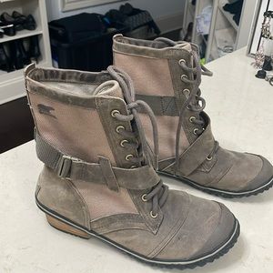 Sorel Boots 9.5 Ankle Mid Calf Slimboot Lace Up Buckle Brown Gray Major Carly